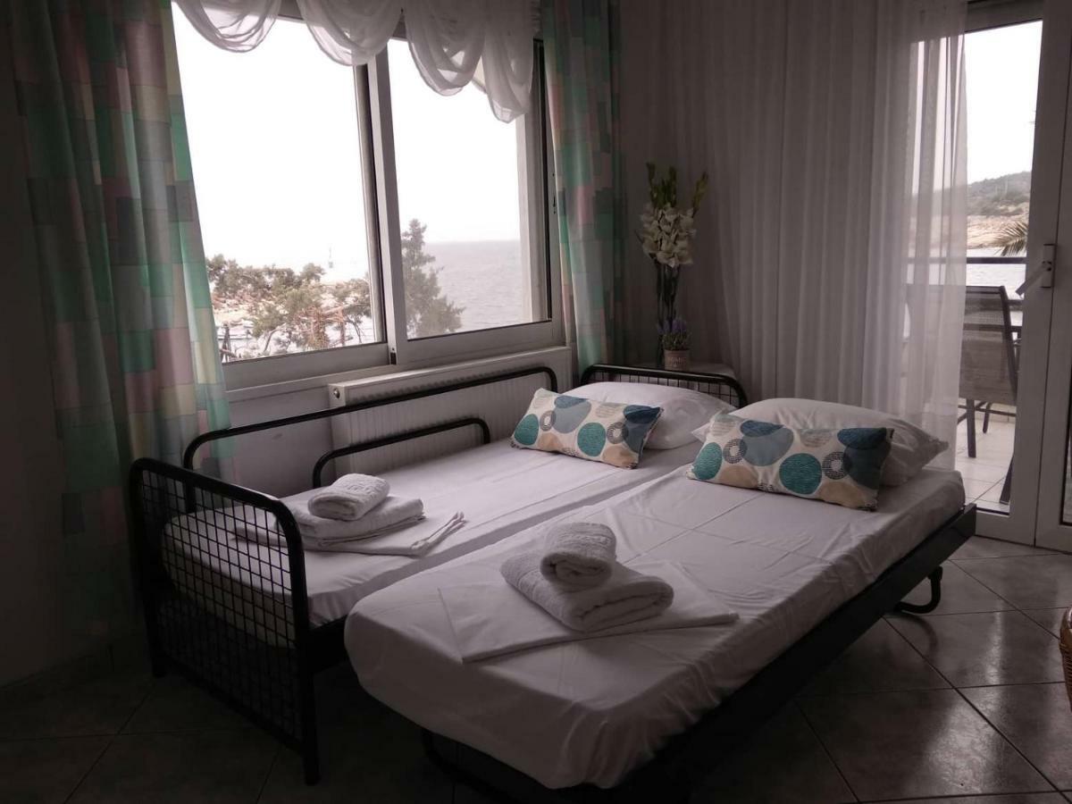 Maries Seaside Home Skála Marión エクステリア 写真
